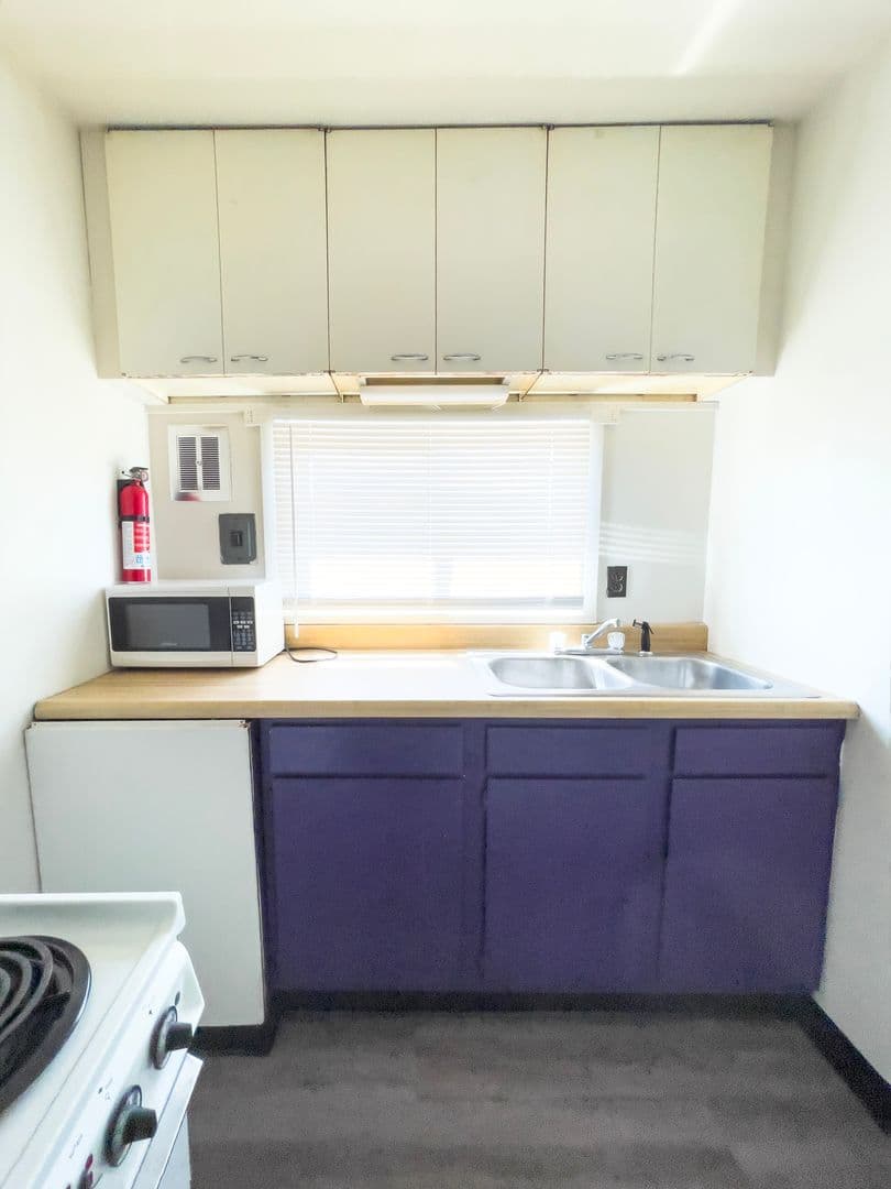 Studio Apartment Near Ball State's Campus & The Village 9 of 32