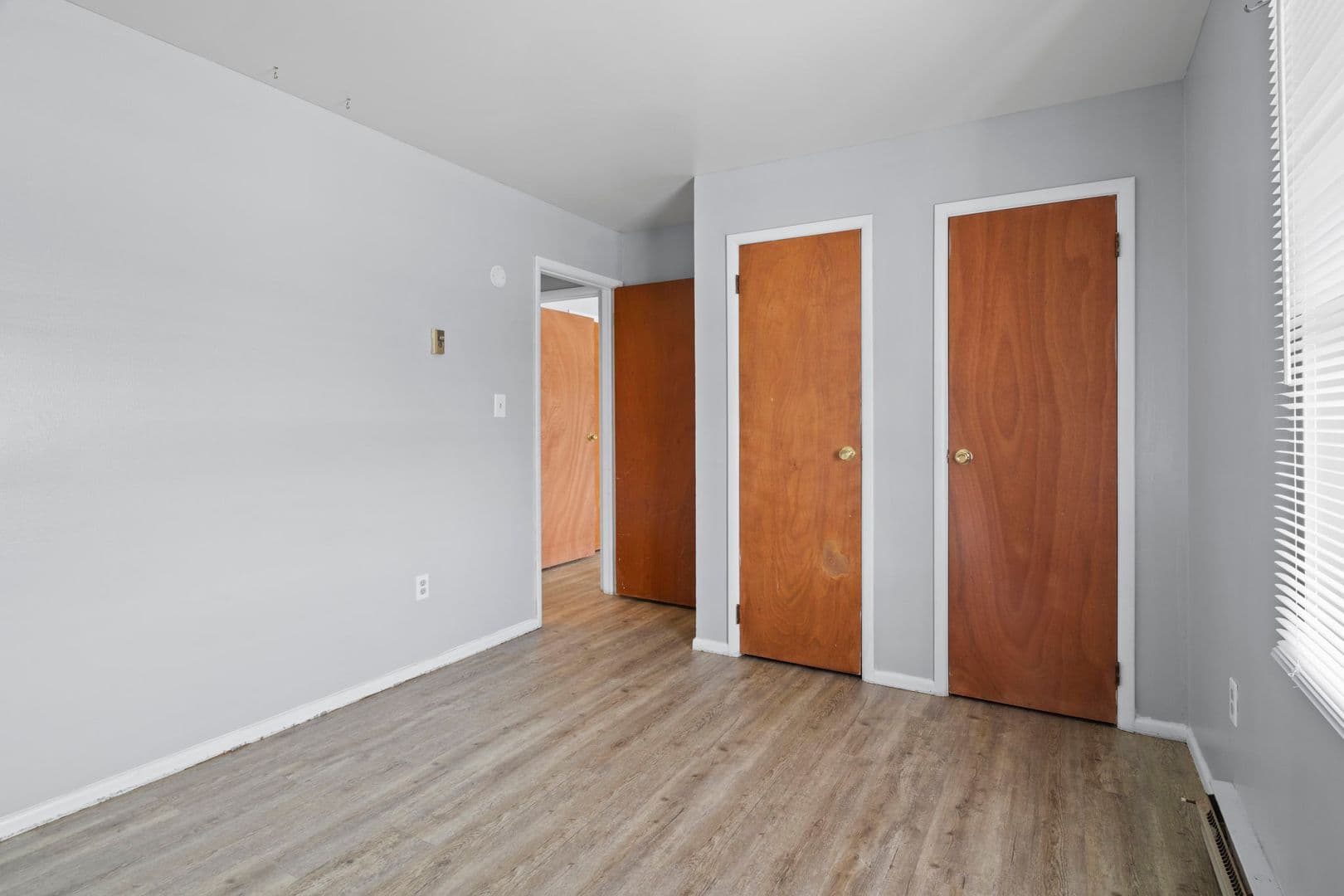 Lexington Arms Apartments - Fresh Updates, Everyday Comfort 16 of 17
