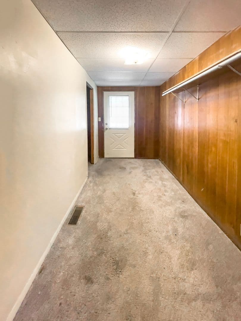 815 &amp; 817 W University Ave (Cardinal Rentals, LLC) 34 of 35