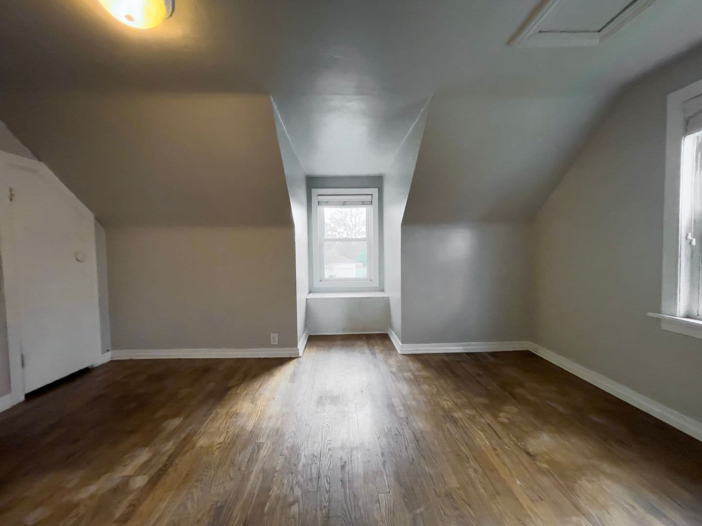 1408 N Mann Ave (88 Degree, LLC) 26 of 33