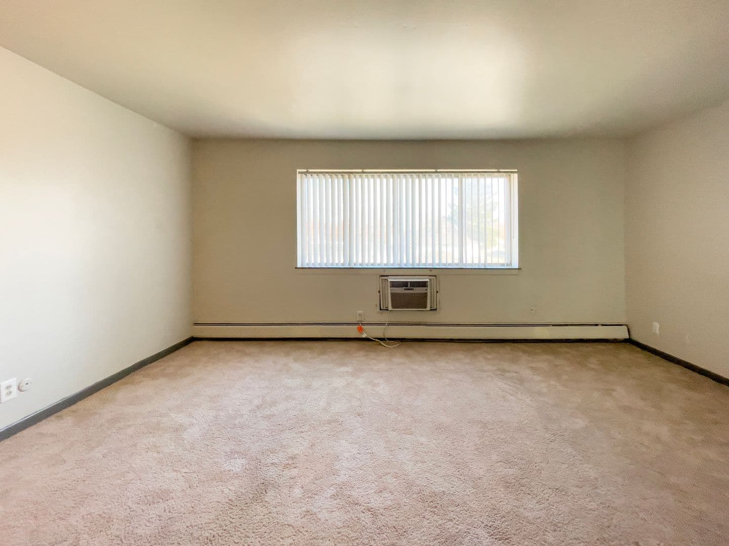 District on Oakwood (DEED Holdings, LLC) 5 of 9