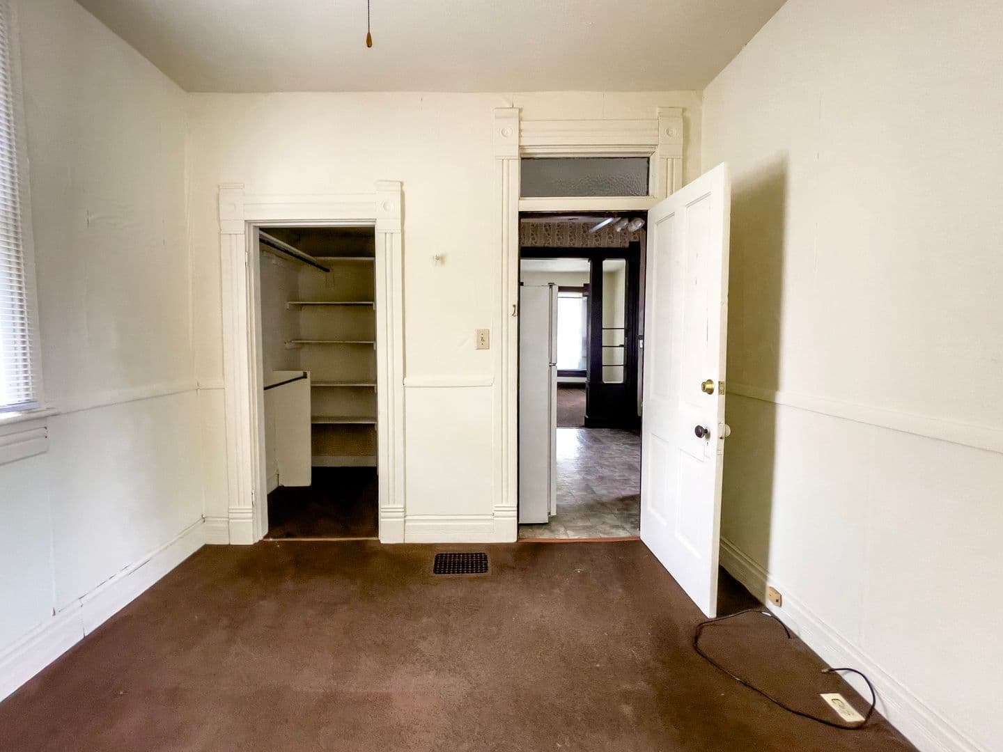 824 &amp; 826 W Ashland Ave (Cardinal Rentals, LLC) 14 of 27