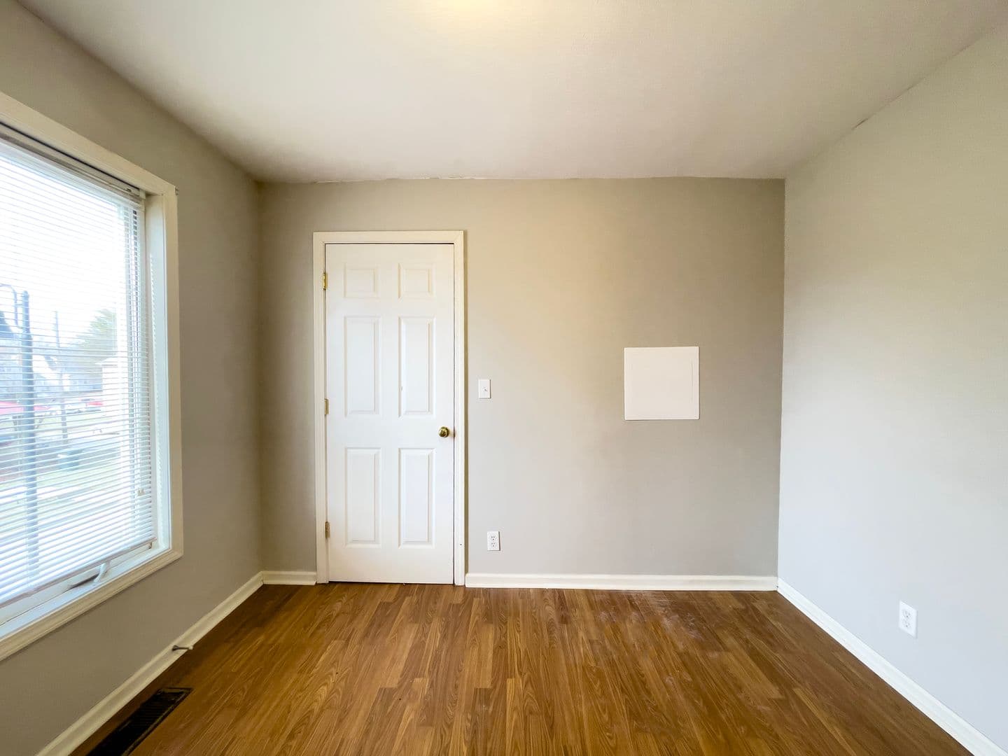 118 N Martin St (Cardinal Rentals, LLC) 18 of 29