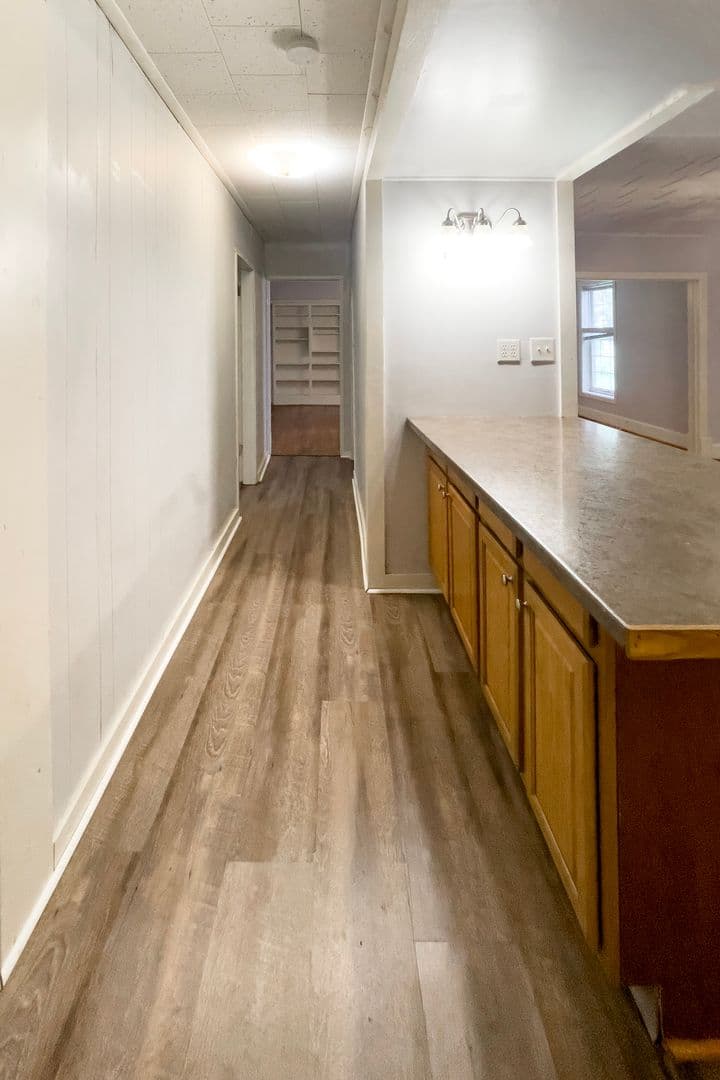 815 &amp; 817 W University Ave (Cardinal Rentals, LLC) 27 of 35