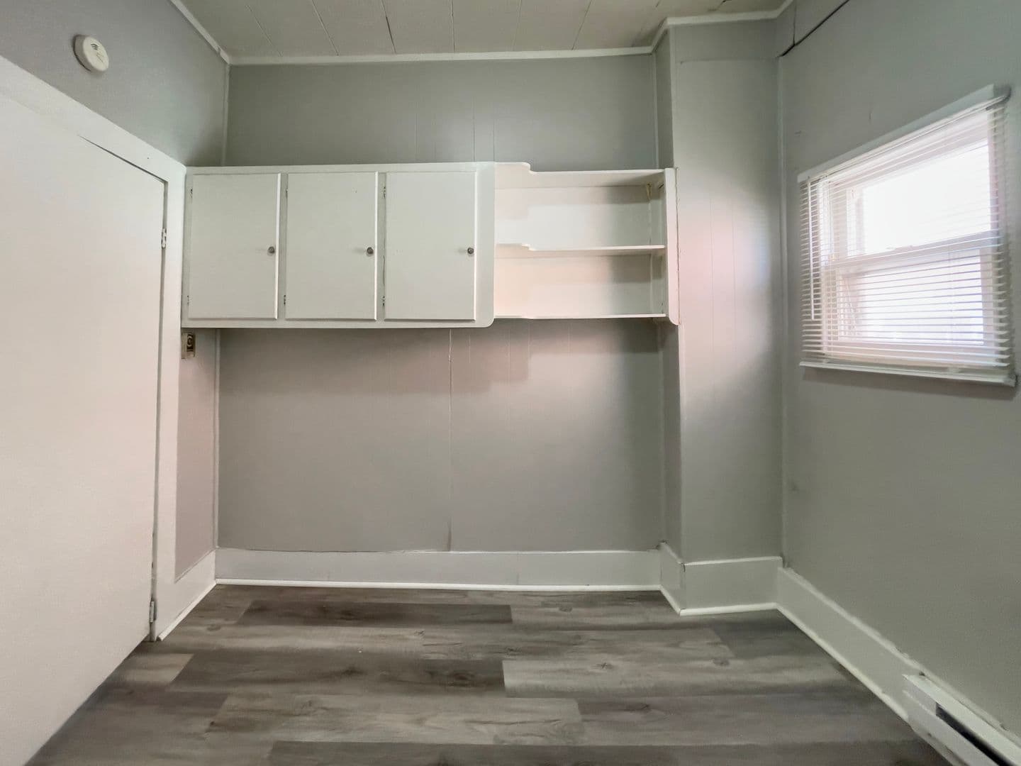 216 N McKinley Ave (88 Degree, LLC) 12 of 15