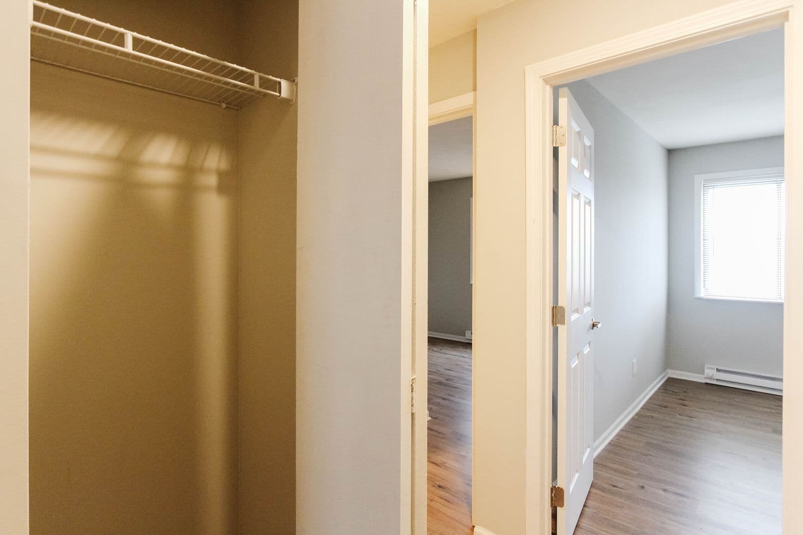 Fully Renovated 2 Bedroom Apartments! Pet Friendly! On-Site Laundry 8 of 8