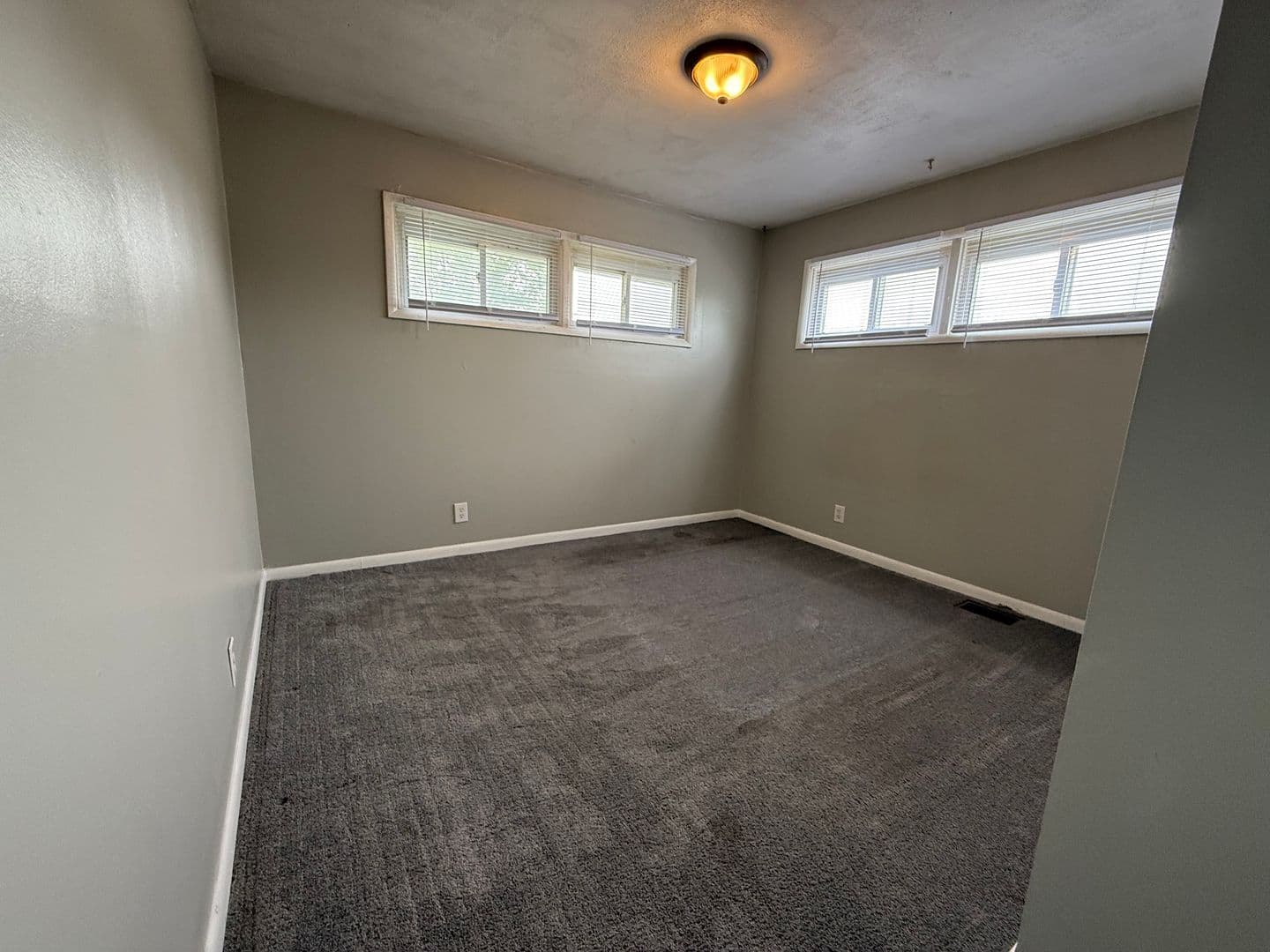 3511 S Ebright St (Wynn Funds, LLC) 9 of 15