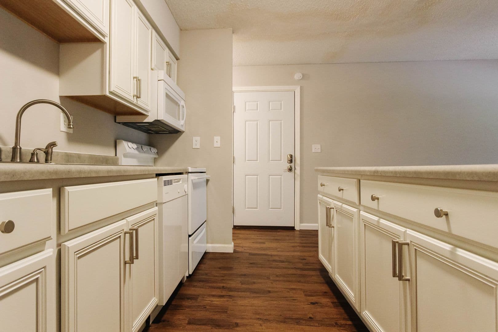 River Edge Apartments (Wilson Proper LLC) 1 of 8