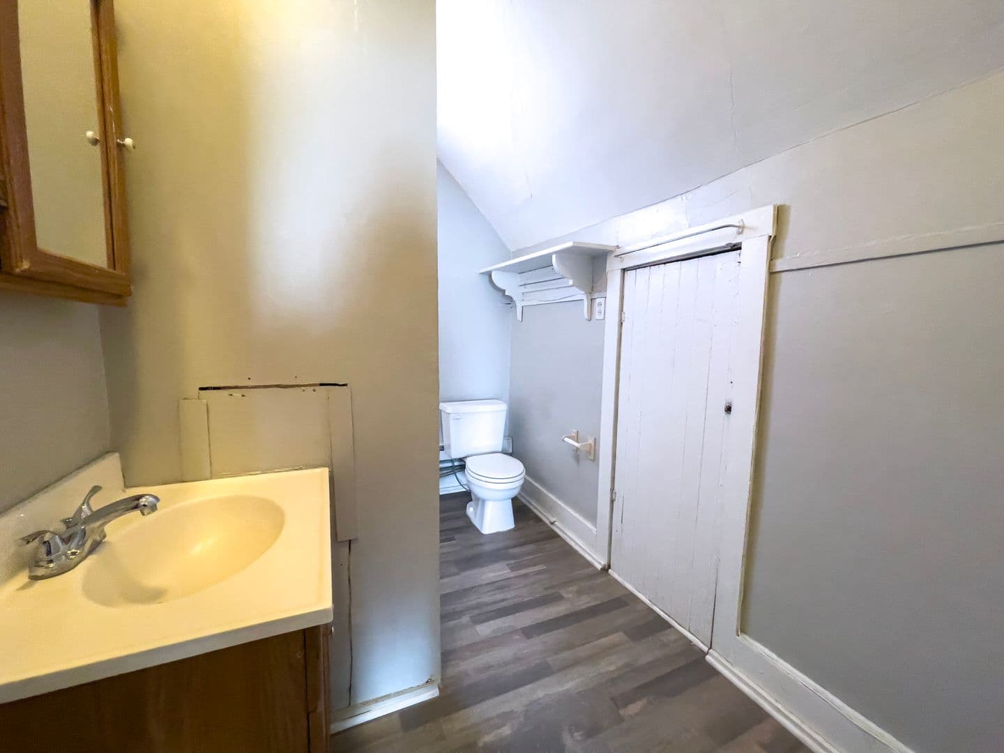 216 N McKinley Ave (88 Degree, LLC) 14 of 17