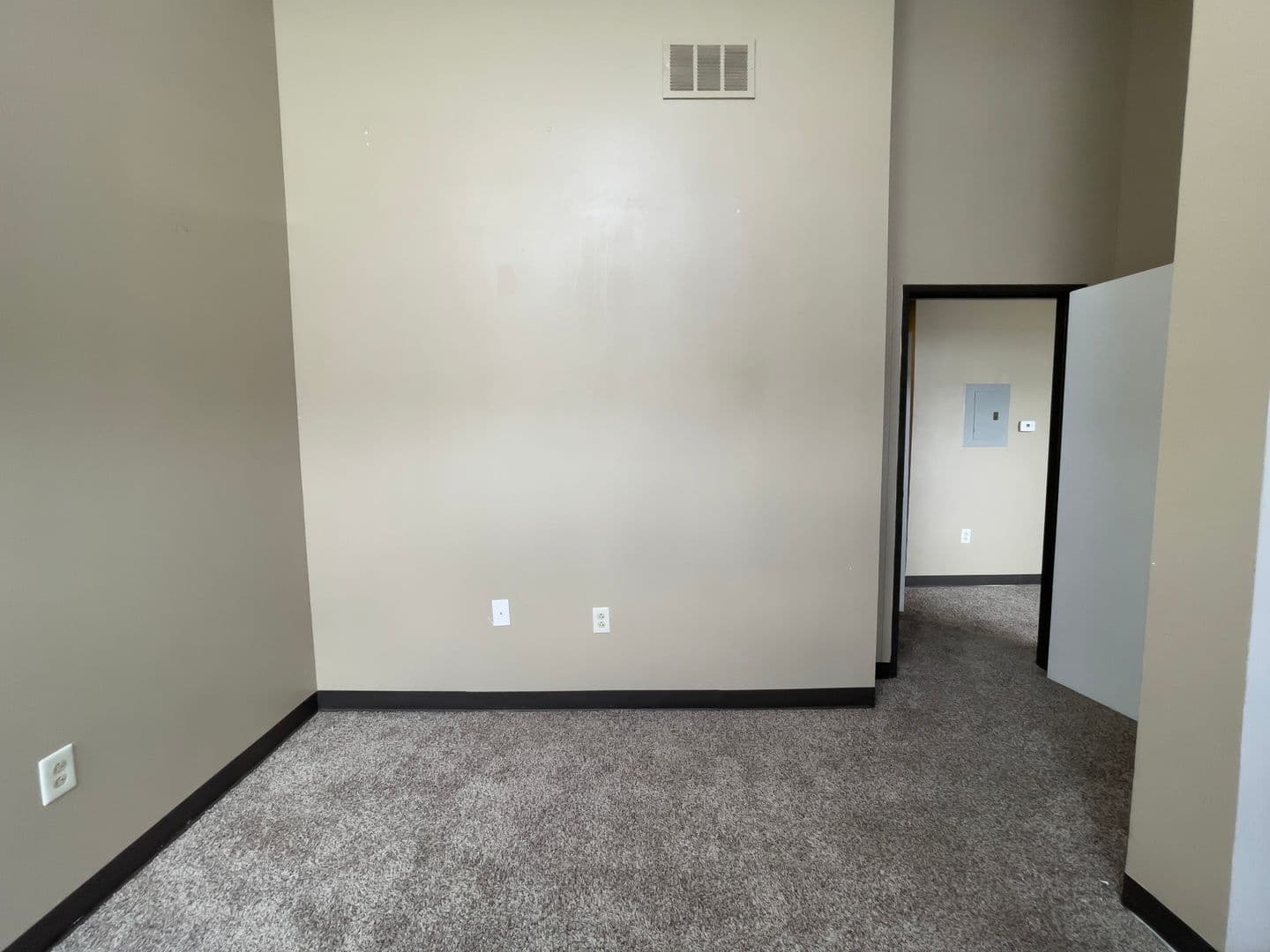 Wilson School Apts. (GDD Indiana Holdings, LLC) 9 of 11