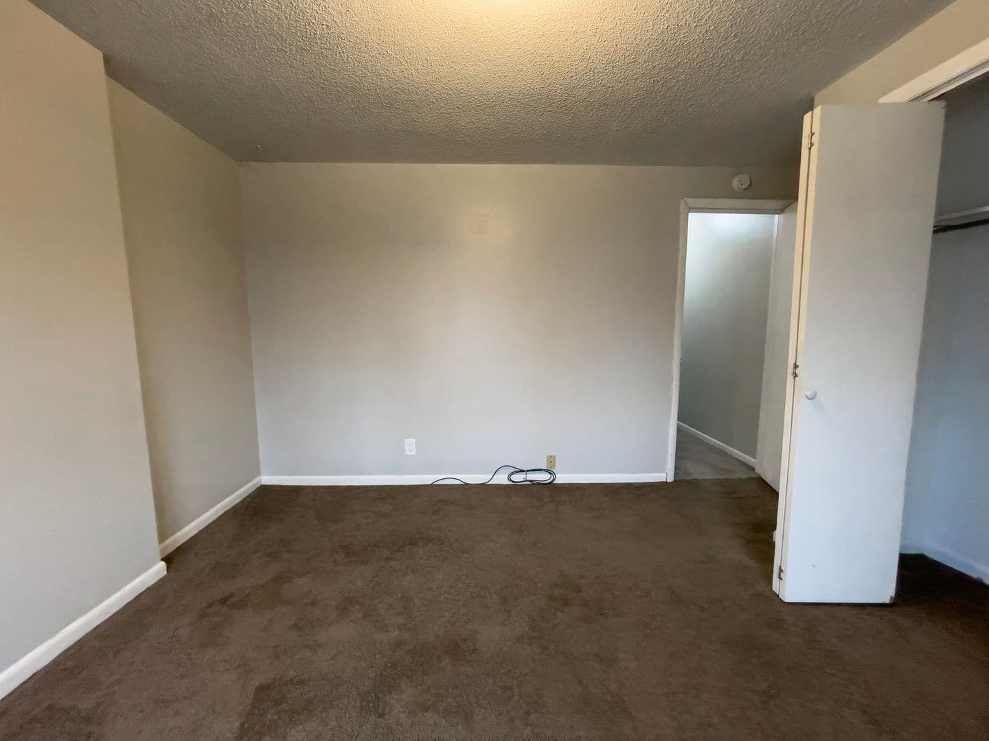 1409 &amp; 1409 1/2 W Jackson St(Cardinal Rentals,LLC) 14 of 21