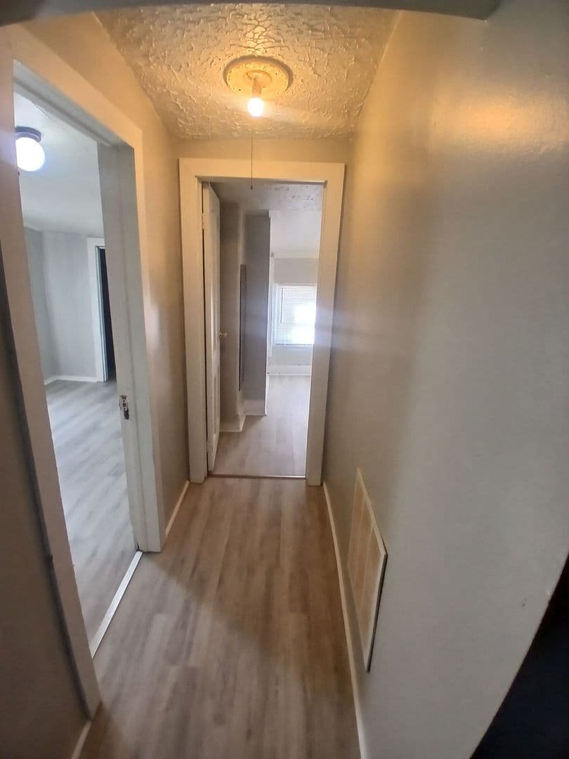 Cozy 3 Bedroom Upstairs Apartment- Available Now! W+D Hookup! Pet Friendly! 3 of 7
