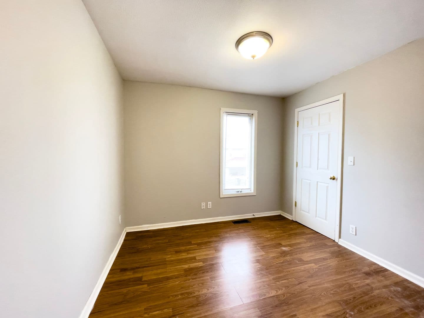 118 N Martin St (Cardinal Rentals, LLC) 21 of 29