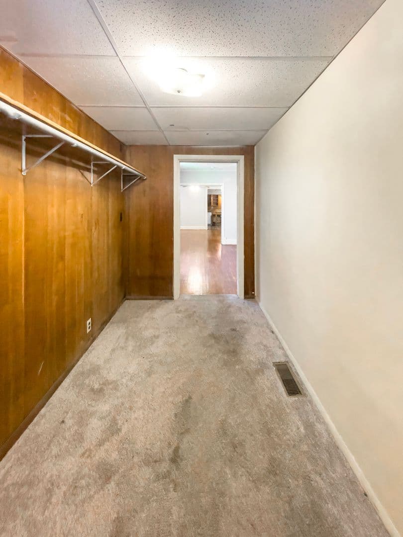 815 &amp; 817 W University Ave (Cardinal Rentals, LLC) 33 of 35