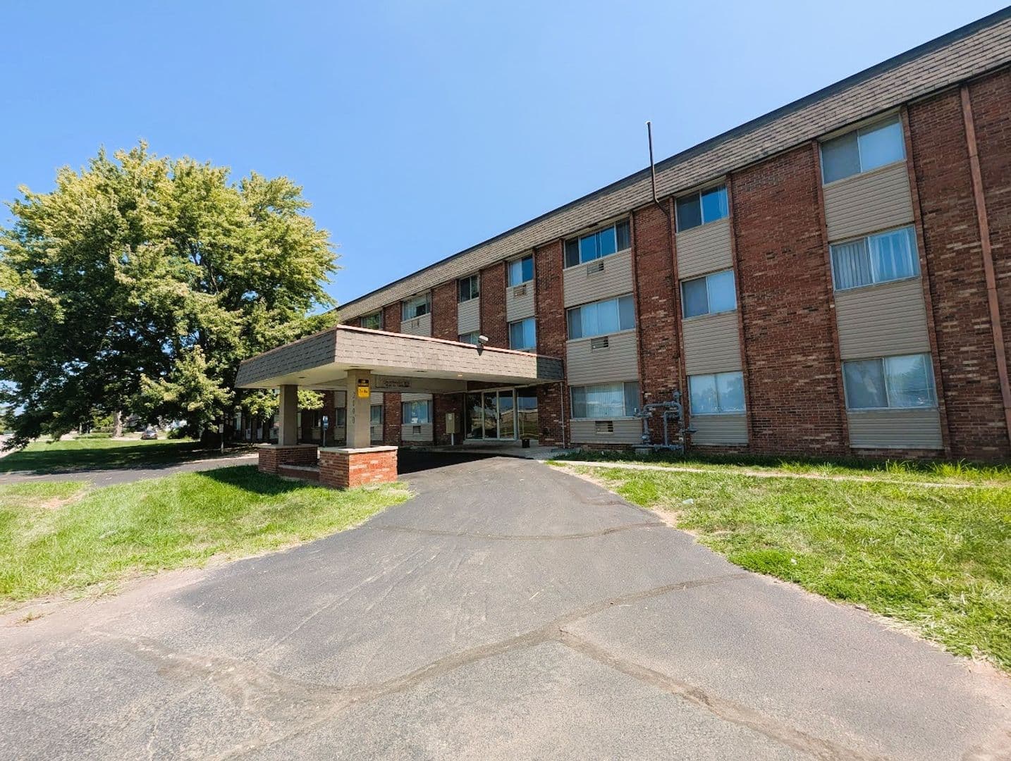District on Oakwood (DEED Holdings, LLC) 16 of 16