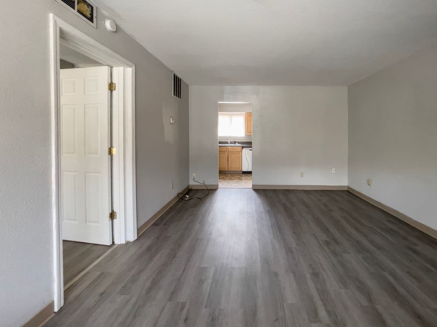 District on Gilbert, close to Campus, updated flooring. 1 of 13