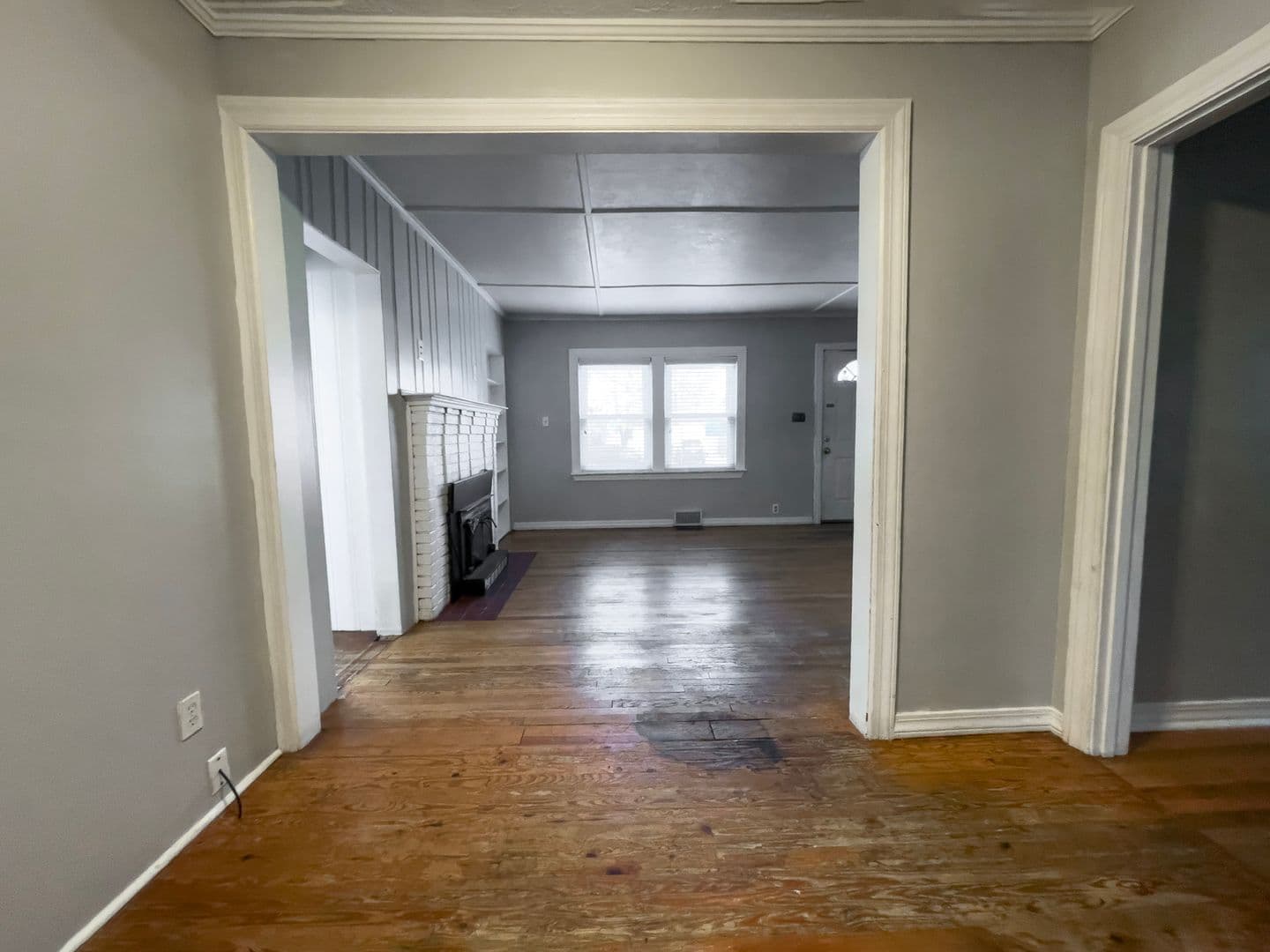 1408 N Mann Ave (88 Degree, LLC) 11 of 33