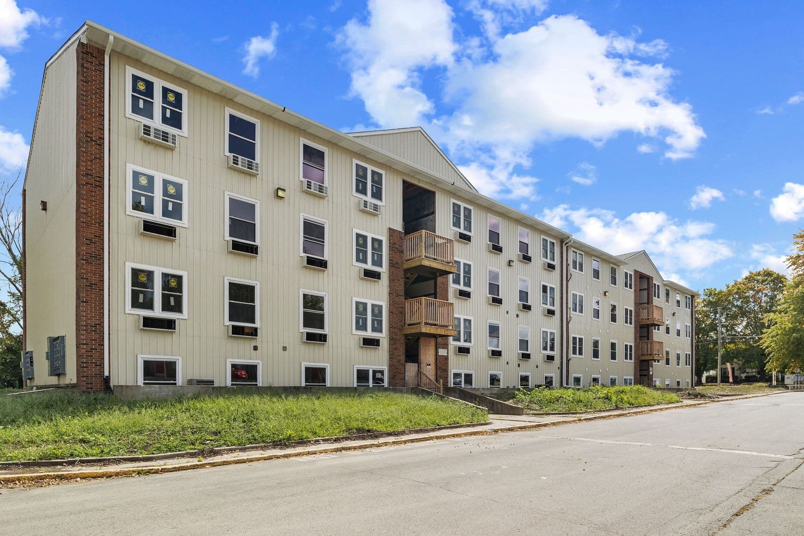 District on Bethel (MH Muncie, LLC) 16 of 16
