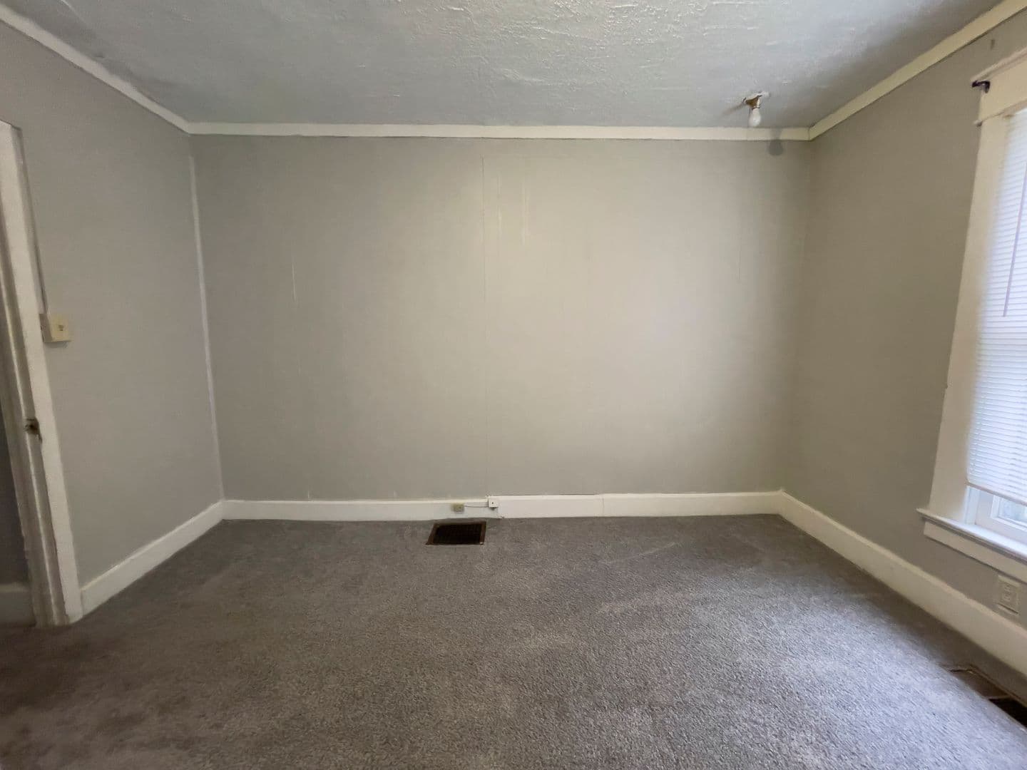 328 &amp; 328 1/2 S Talley Ave (Cardinal Rentals, LLC) 13 of 16