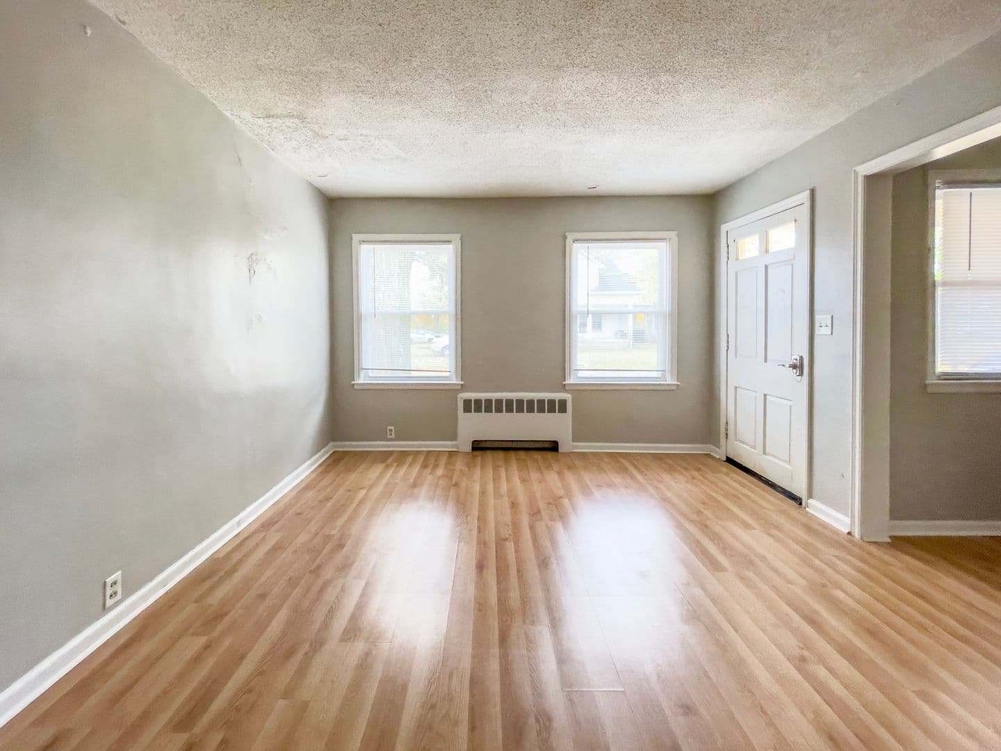 Cozy 1 bedroom, Close to Campus 4 of 10