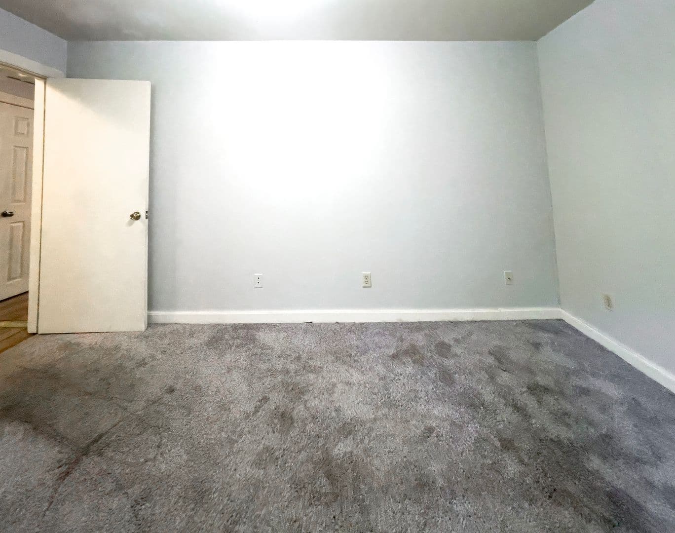 815 &amp; 817 W University Ave (Cardinal Rentals, LLC) 8 of 35