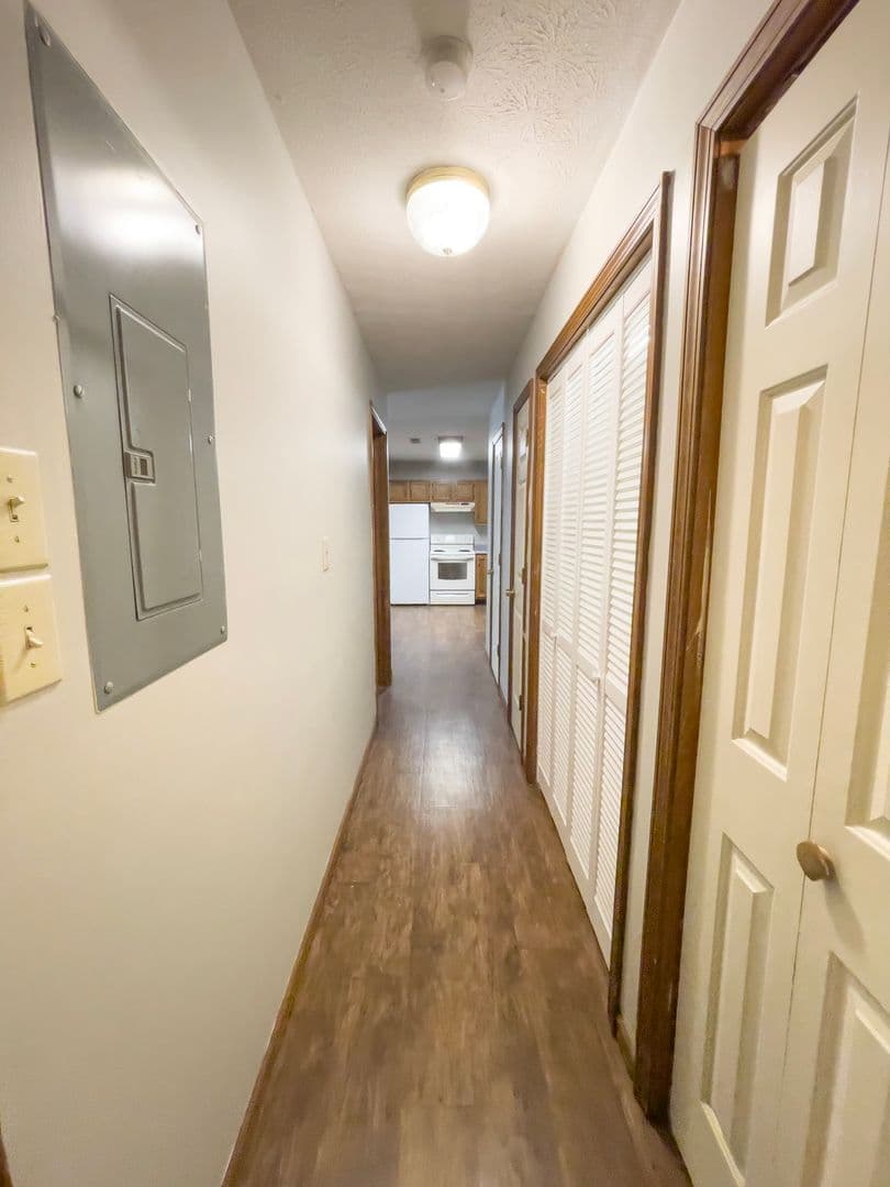 Riverwood Apartments (MH Muncie, LLC) 15 of 16