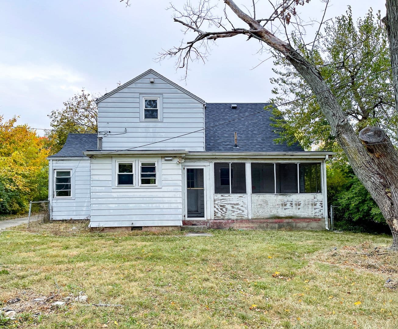 1408 N Mann Ave (88 Degree, LLC) 5 of 33