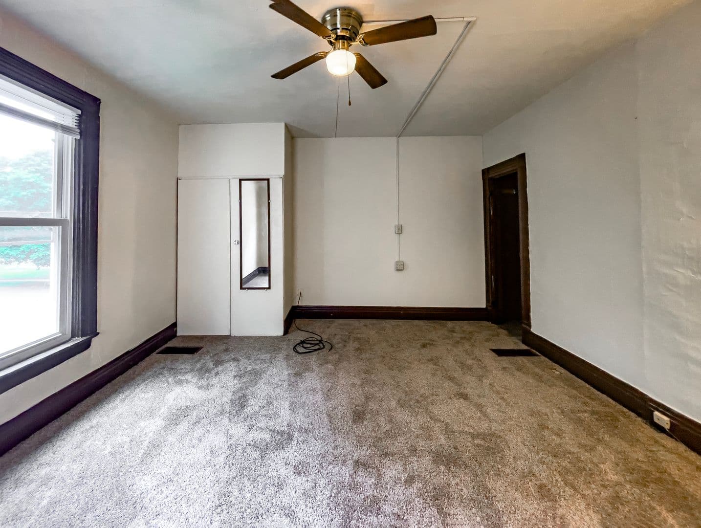 824 &amp; 826 W Ashland Ave (Cardinal Rentals, LLC) 21 of 27