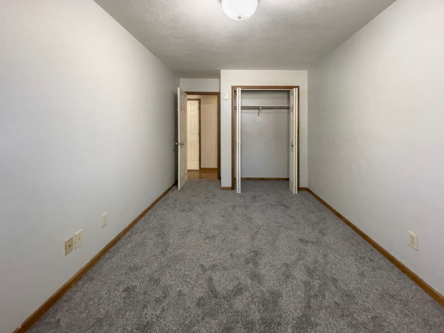 Riverwood Apartments (MH Muncie, LLC) 10 of 16