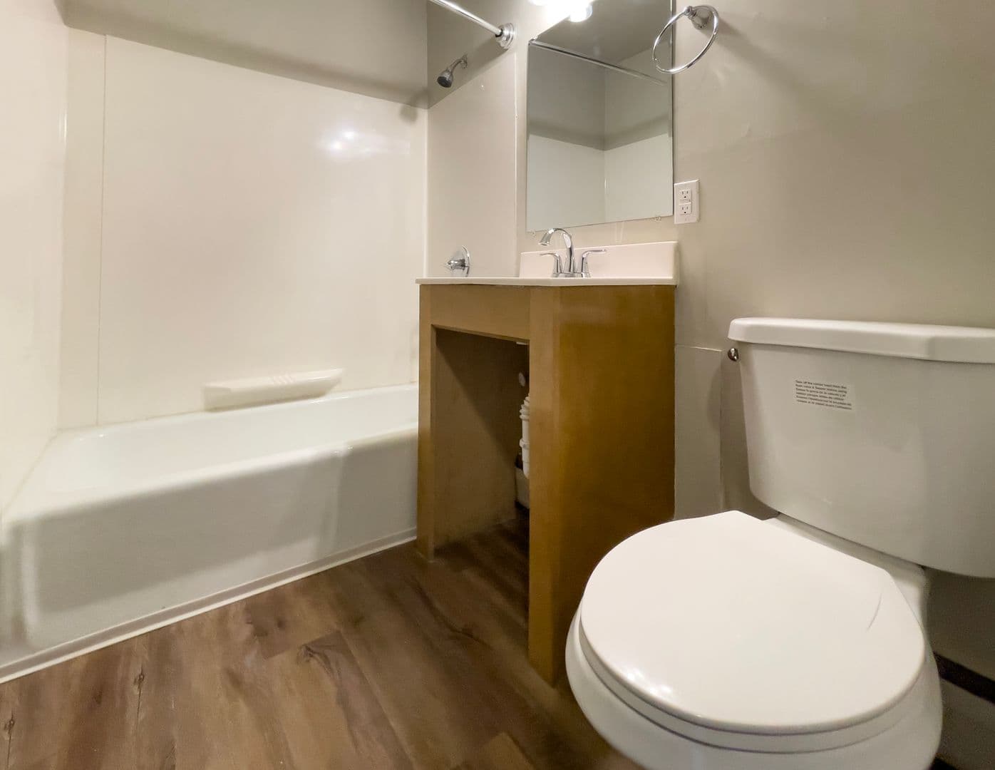 District on Oakwood (DEED Holdings, LLC) 8 of 10