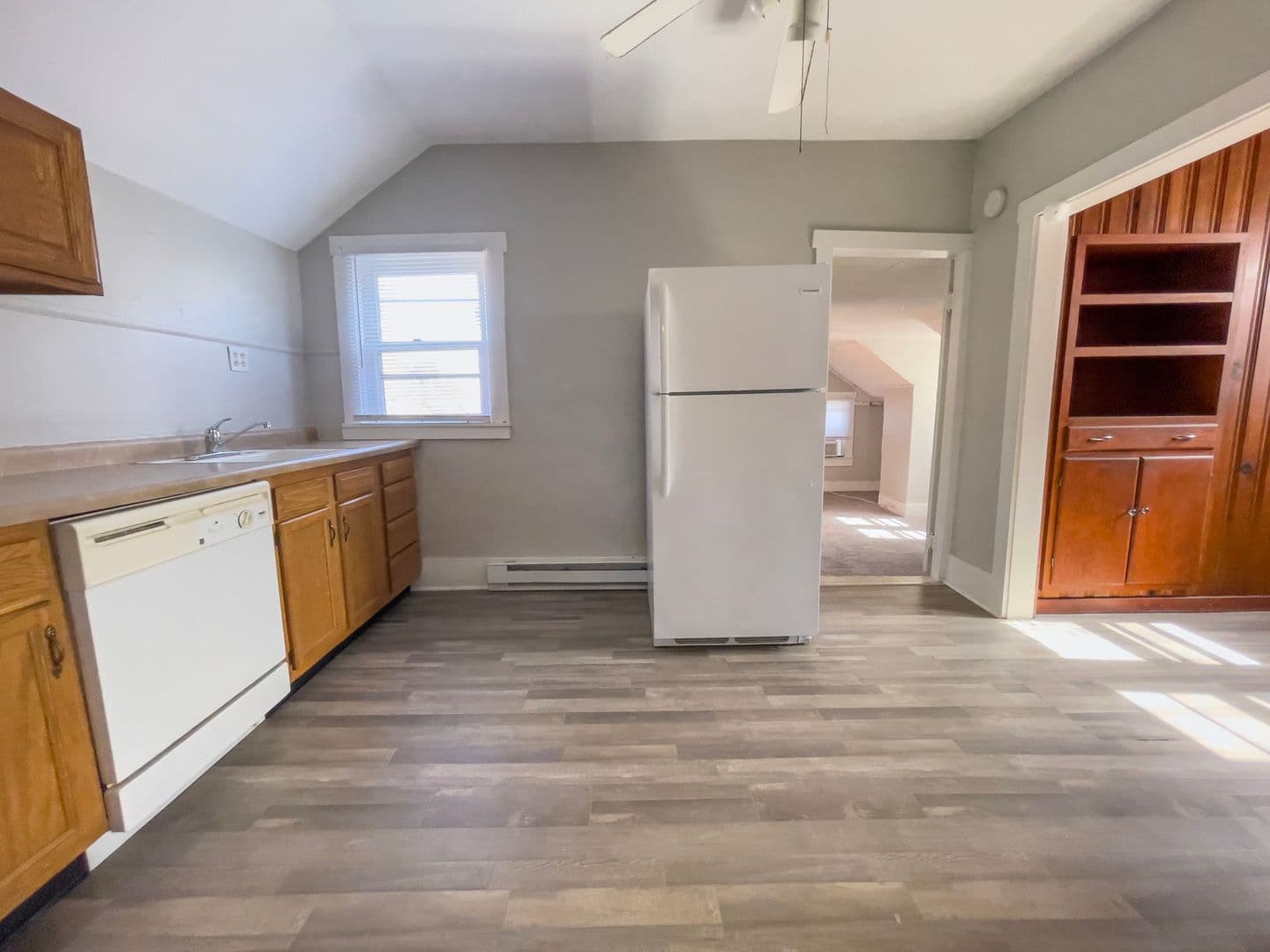 216 N McKinley Ave (88 Degree, LLC) 1 of 17