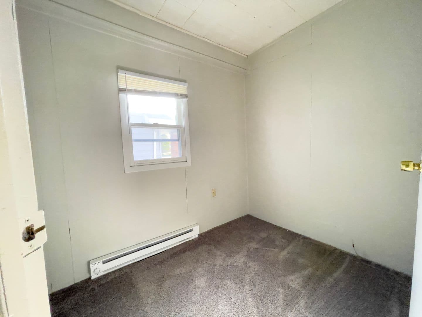 216 N McKinley Ave (88 Degree, LLC) 6 of 11