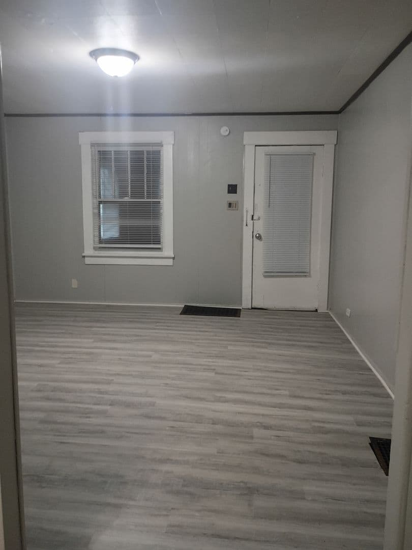 2401 S Mulberry St (Wynn Funds, LLC) 10 of 10