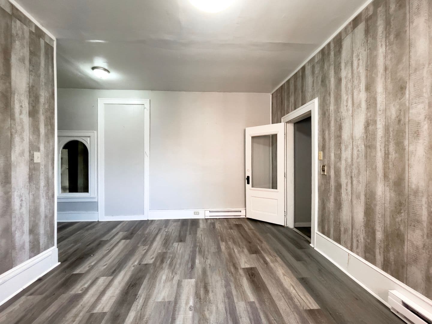 216 N McKinley Ave (88 Degree, LLC) 3 of 15