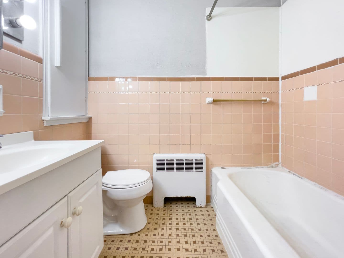 Cozy 1 bedroom, Close to Campus 9 of 10