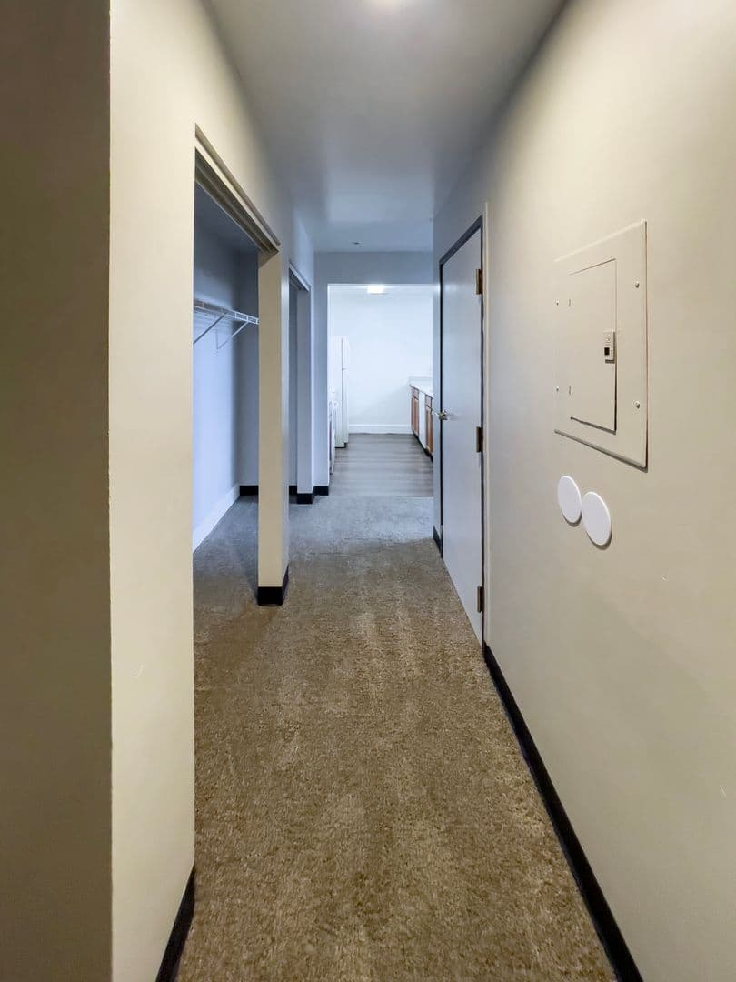 Wilson School Apts. (GDD Indiana Holdings, LLC) 6 of 14