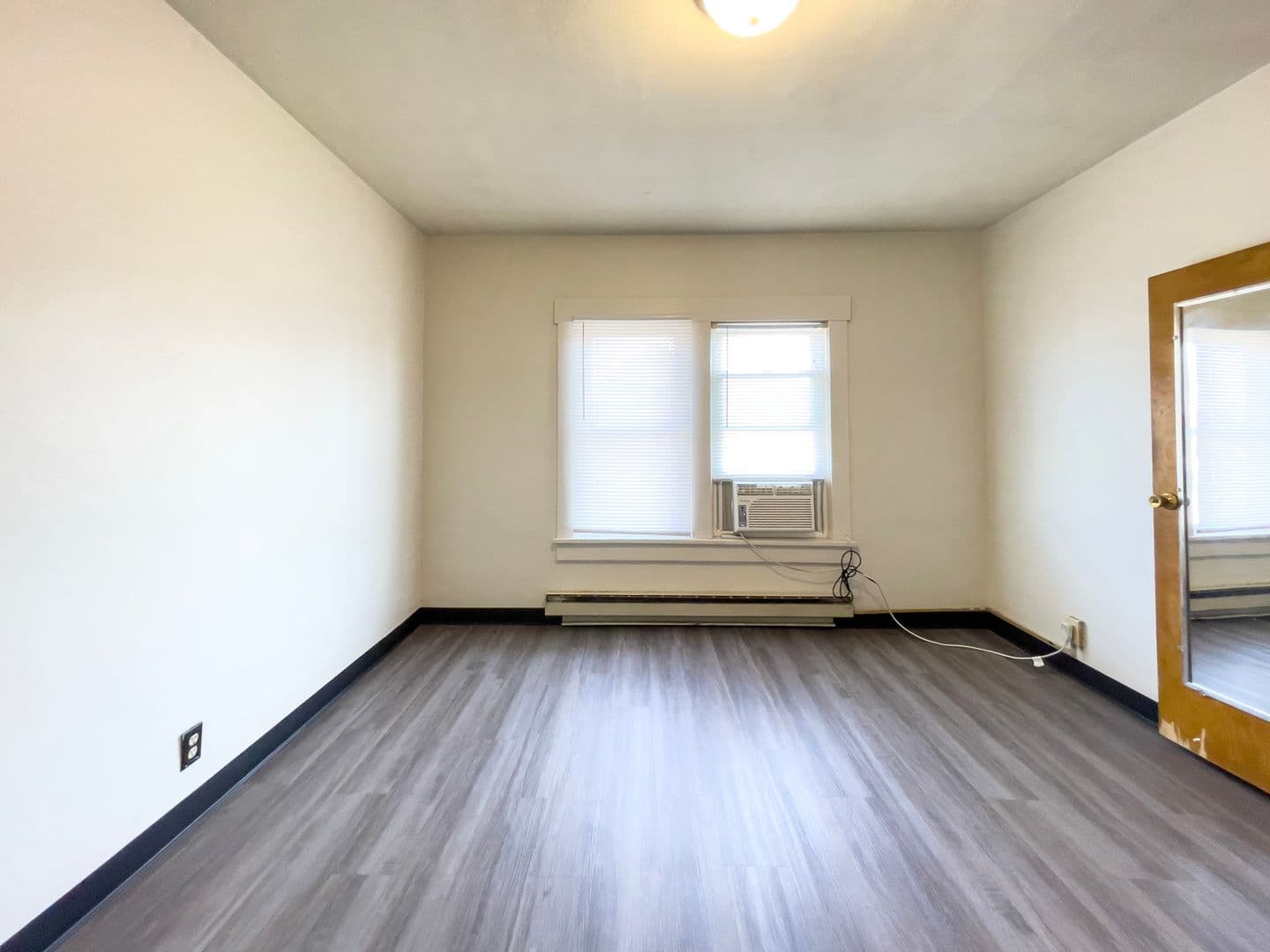Studio Apartment Near Ball State's Campus & The Village 13 of 32