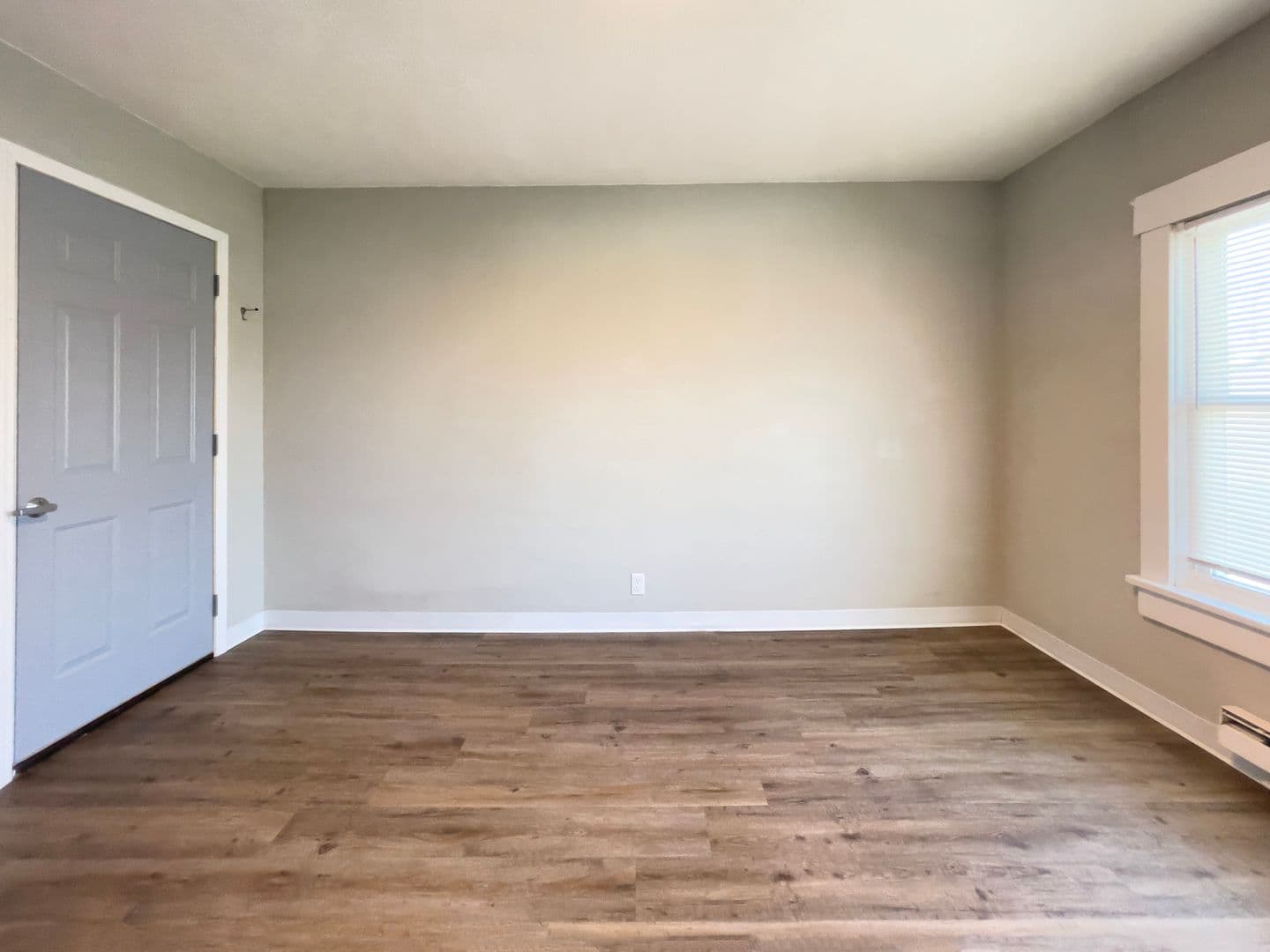 Studio Apartment Near Ball State's Campus & The Village 4 of 32