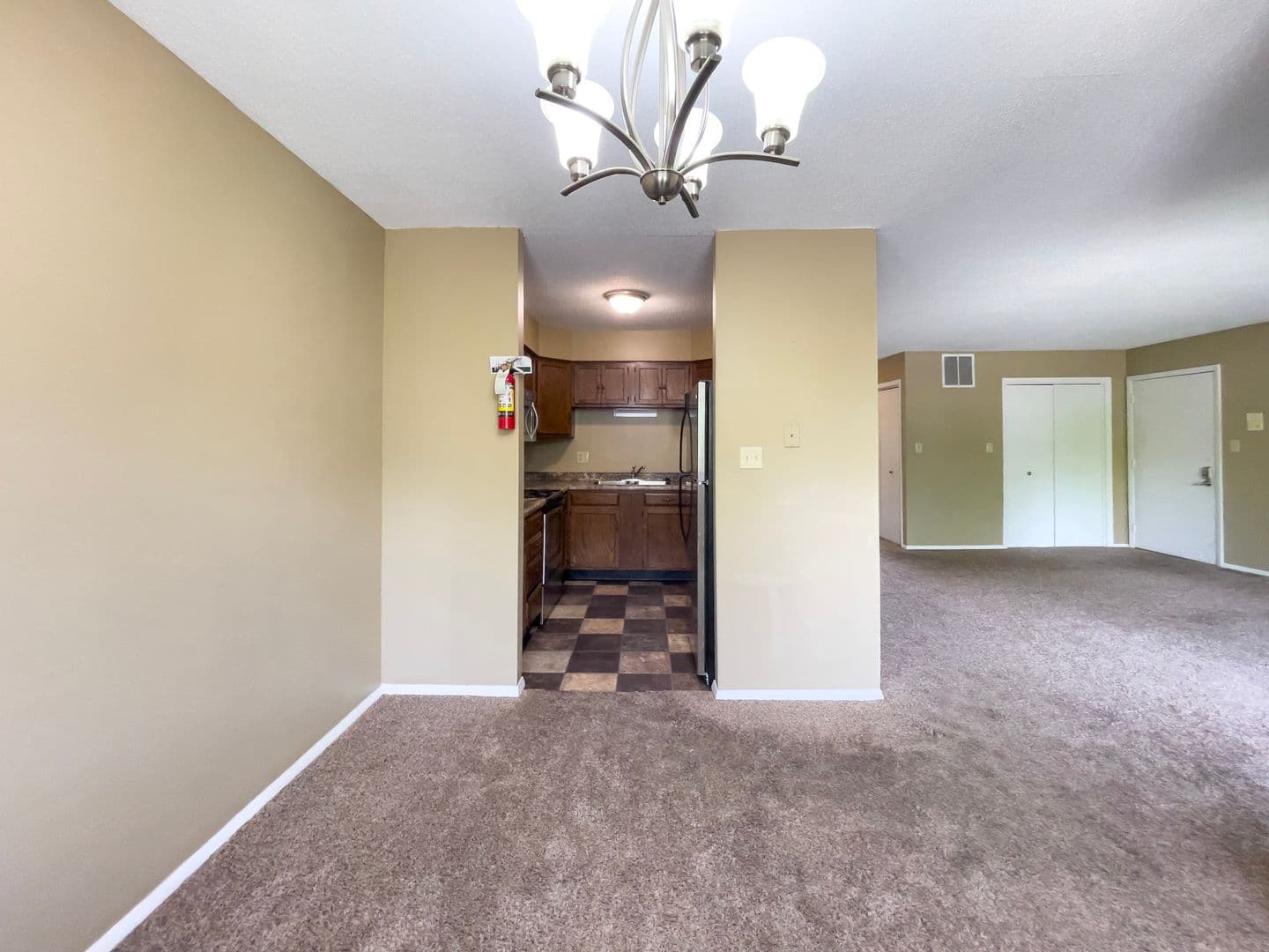 District on Linden - Spacious Units with Private Balconies on the Blue Loop 4 of 15