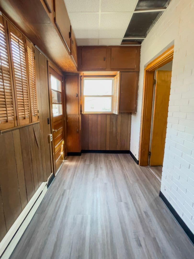 Studio Apartment Near Ball State's Campus & The Village! 15 of 17
