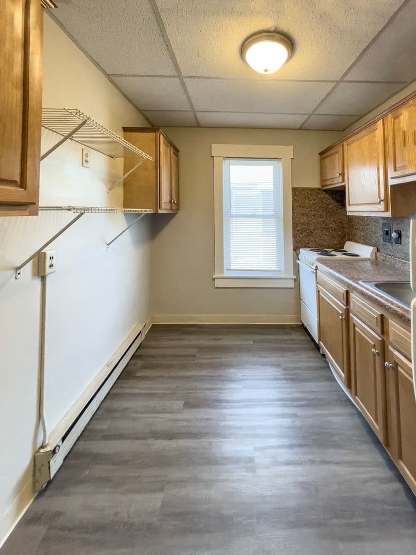 Studio Apartment Near Ball State's Campus & The Village 26 of 32