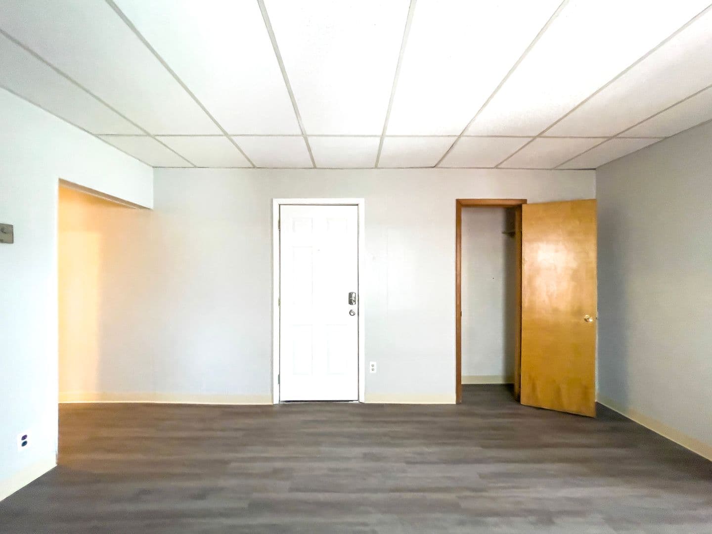 Studio Apartment Near Ball State's Campus & The Village! 11 of 17