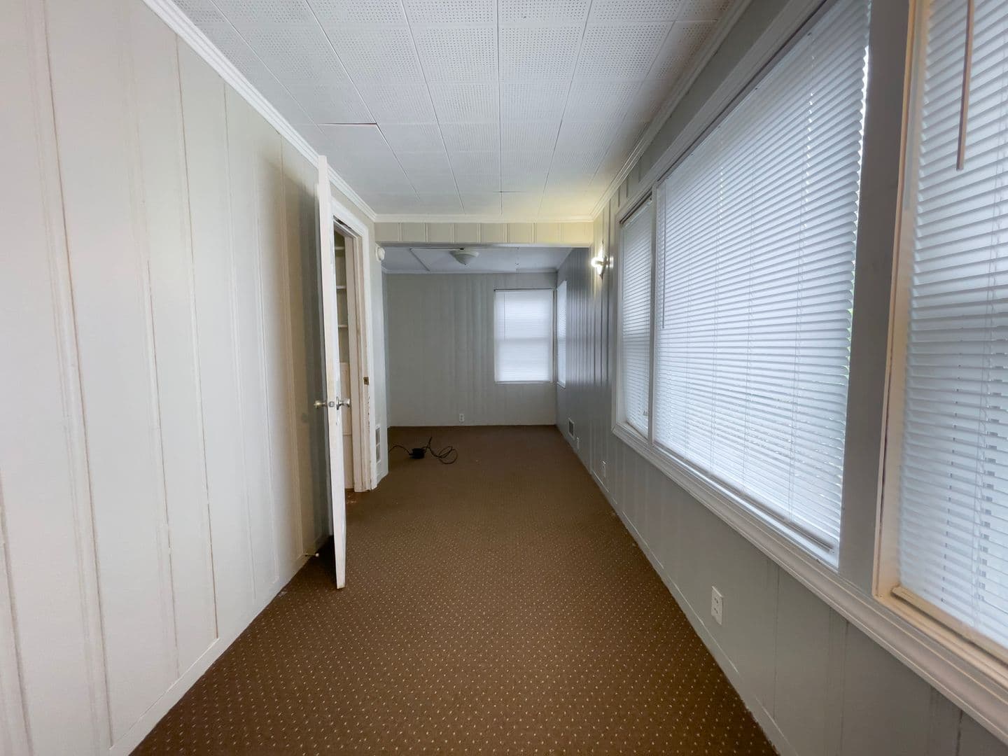 1408 N Mann Ave (88 Degree, LLC) 13 of 33