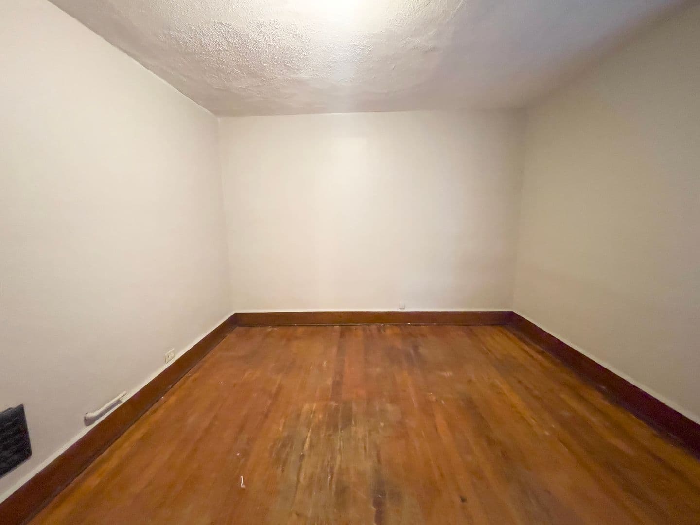 1405 W Jackson St (Cardinal Rentals, LLC) 33 of 55