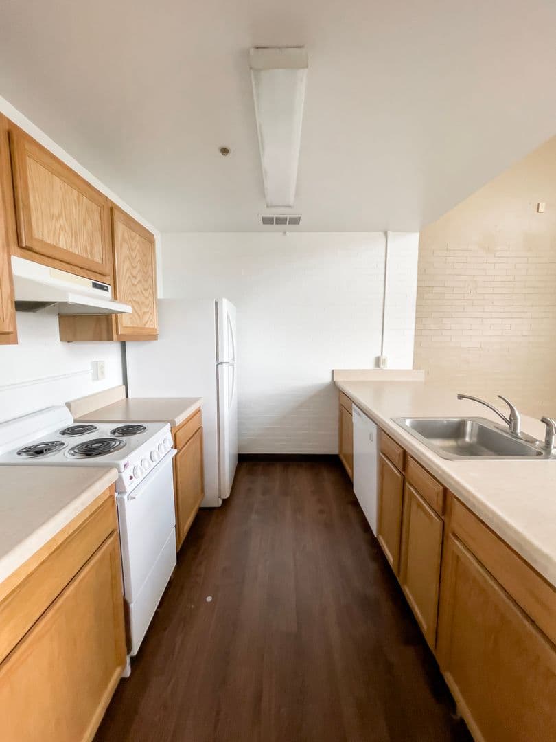 Wilson School Apts. (GDD Indiana Holdings, LLC) 4 of 11