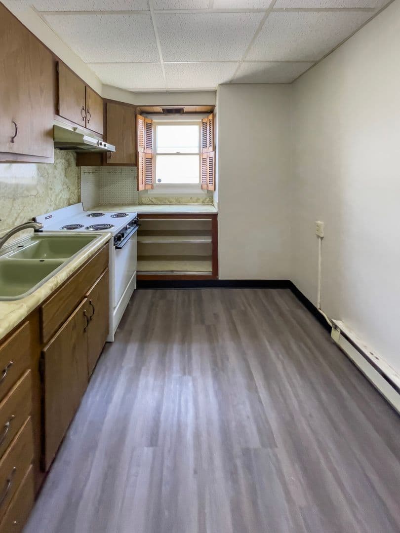 Studio Apartment Near Ball State's Campus & The Village 23 of 32