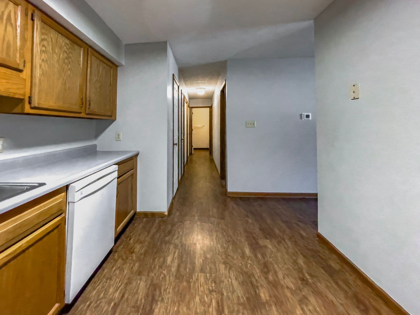 Riverwood Apartments (MH Muncie, LLC) 3 of 16