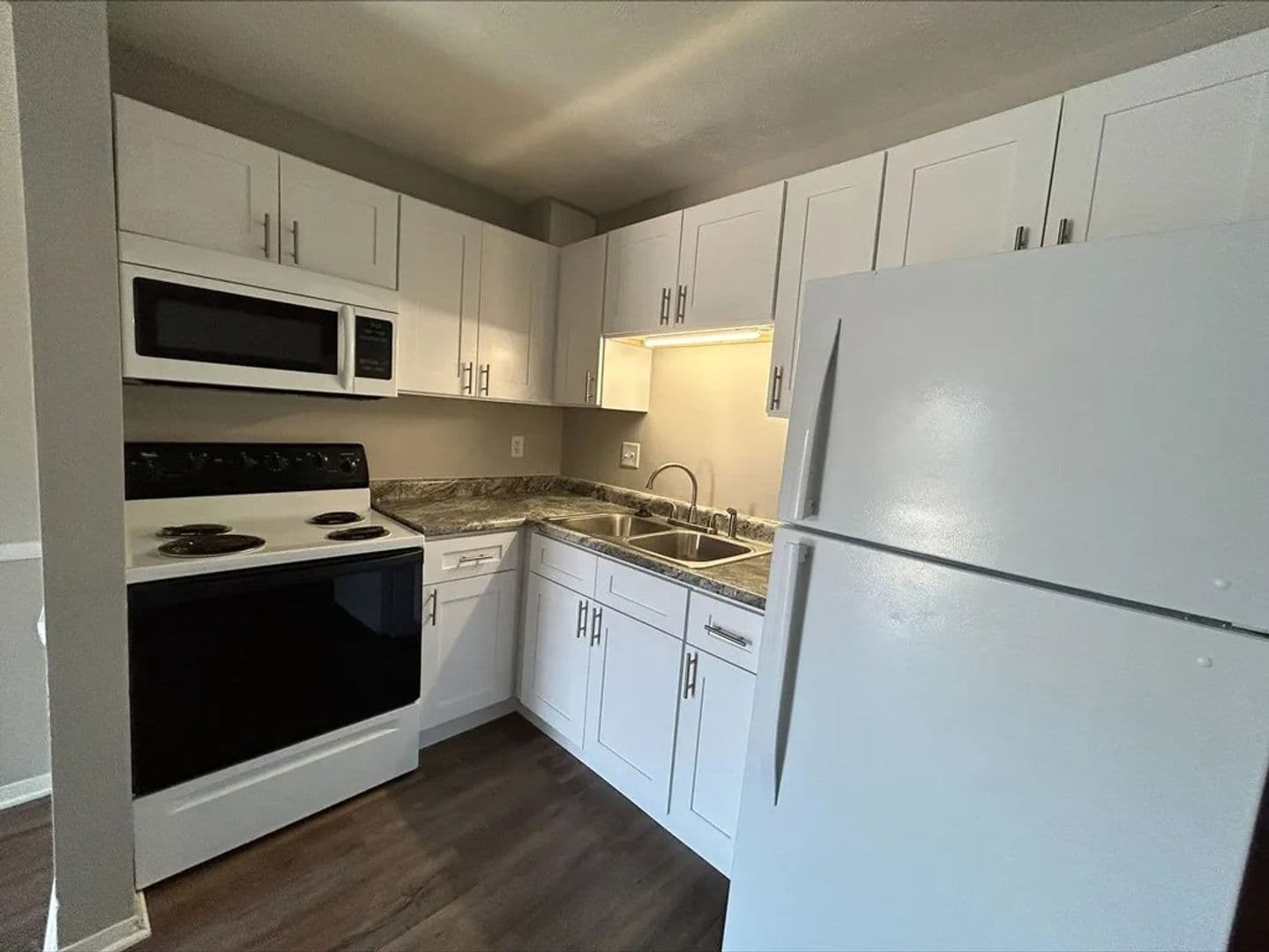 Cedars Apartments (D88D Holdings, LLC) 2 of 8
