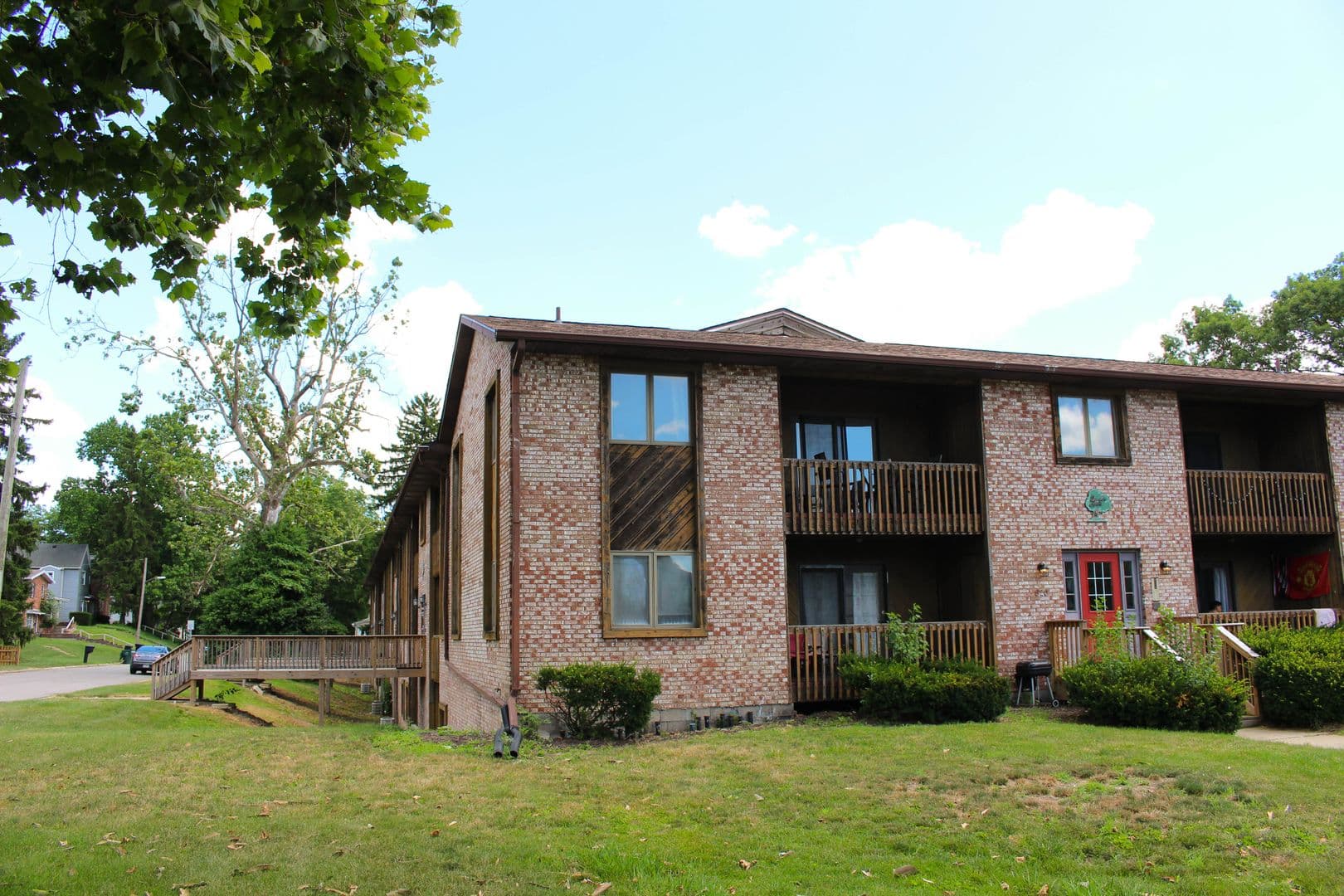 District on Linden - Spacious Units with Private Balconies on the Blue Loop 9 of 10