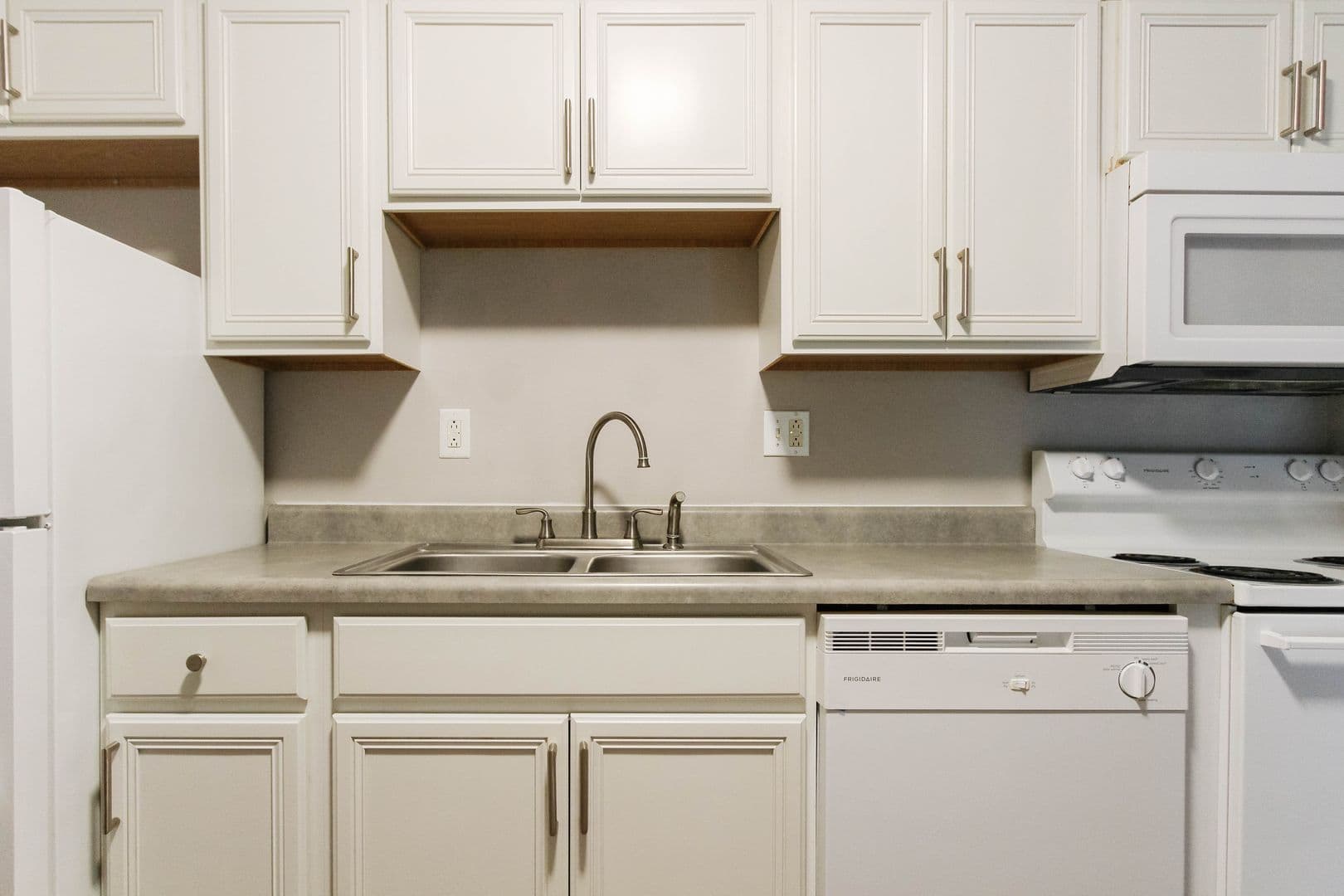 River Edge Apartments (Wilson Proper LLC) 2 of 8